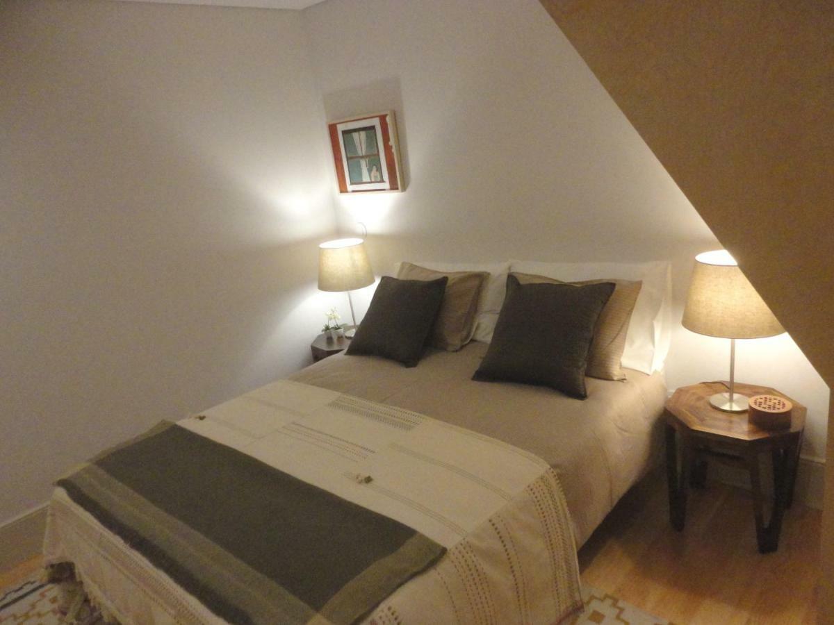 Like Iv - Mezzanine *