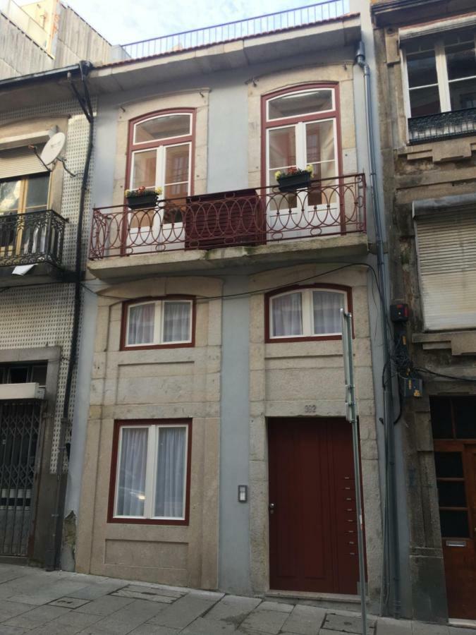 Apartment Almada Music