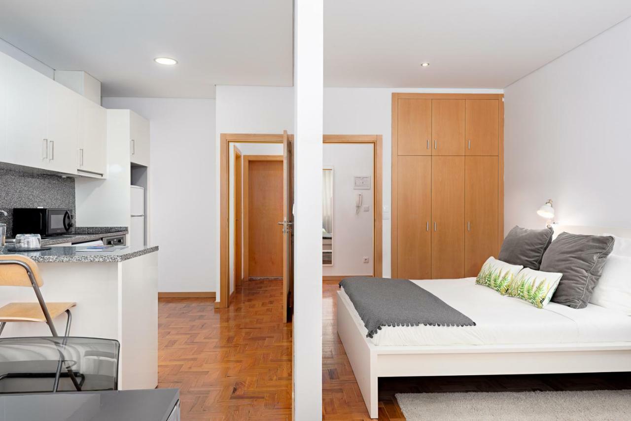 Stories Apartment *