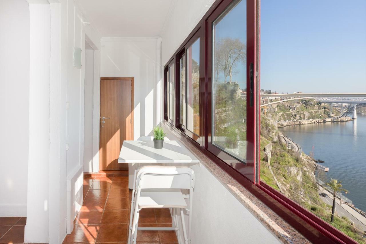 Lovely Miradouro * Porto