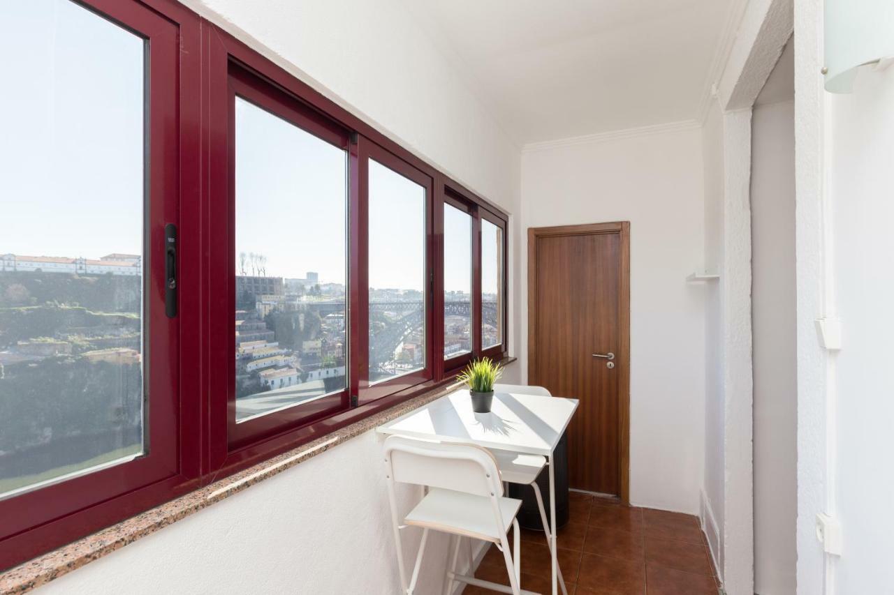 Lovely Miradouro * Porto