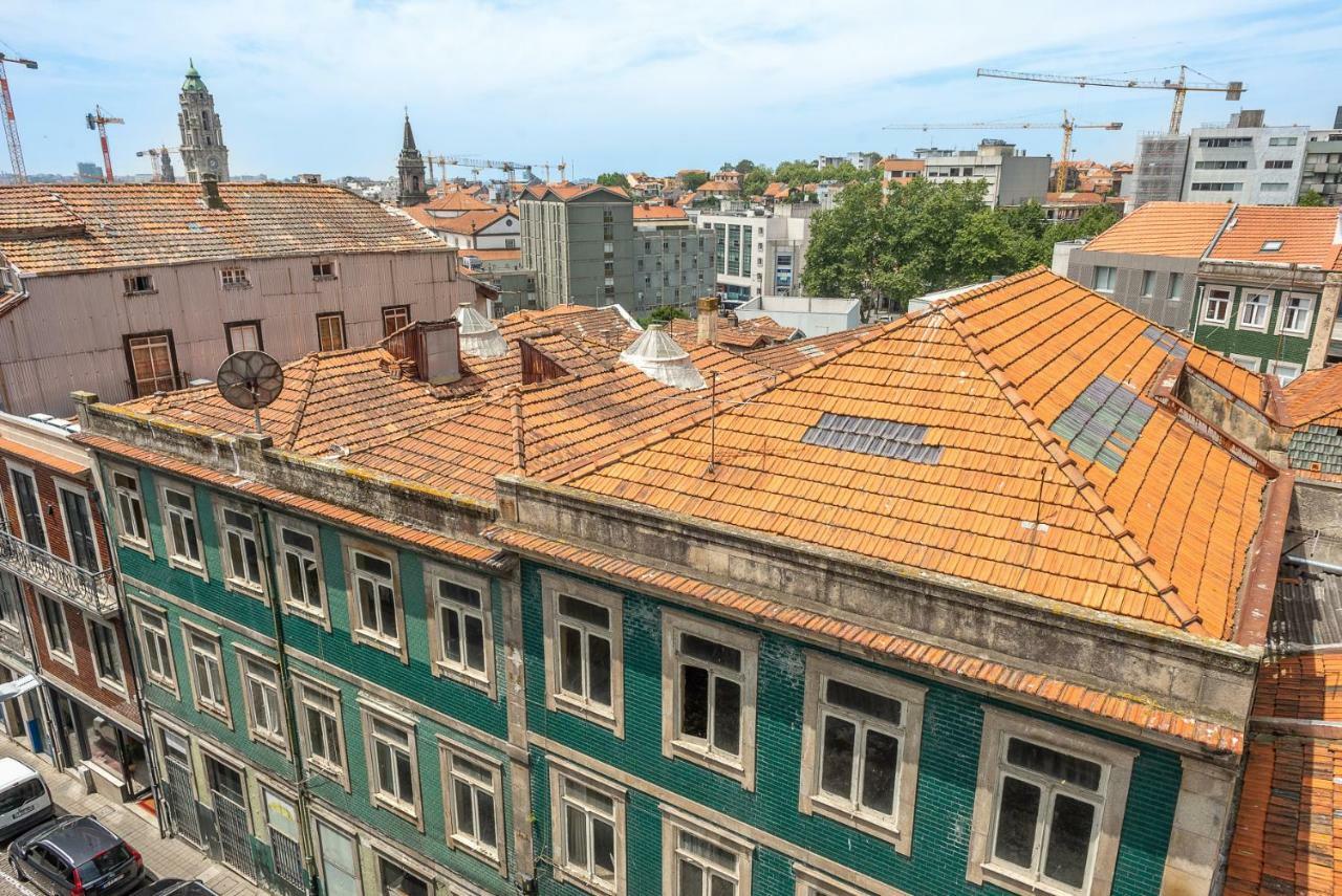 Big Families & Groups Bonjardim Views 5 Bedrooms 3 Bathrooms Apartment