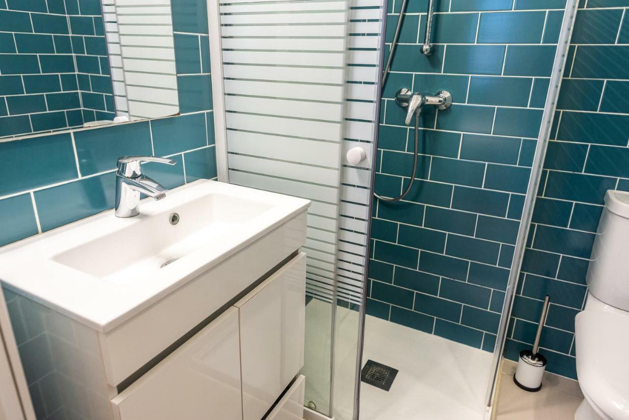 Big Families & Groups Bonjardim Views 5 Bedrooms 3 Bathrooms Apartment Porto
