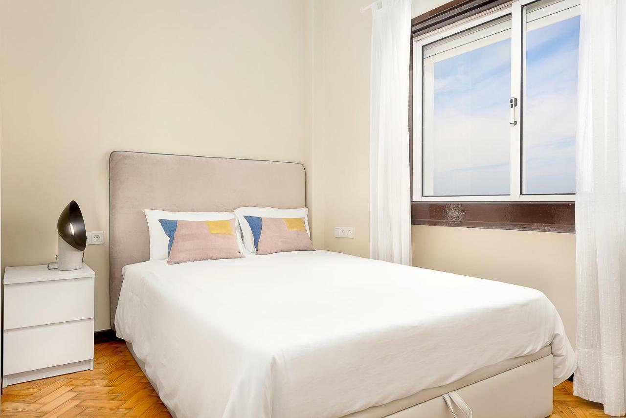 Big Families & Groups Bonjardim Views 5 Bedrooms 3 Bathrooms Apartment Porto