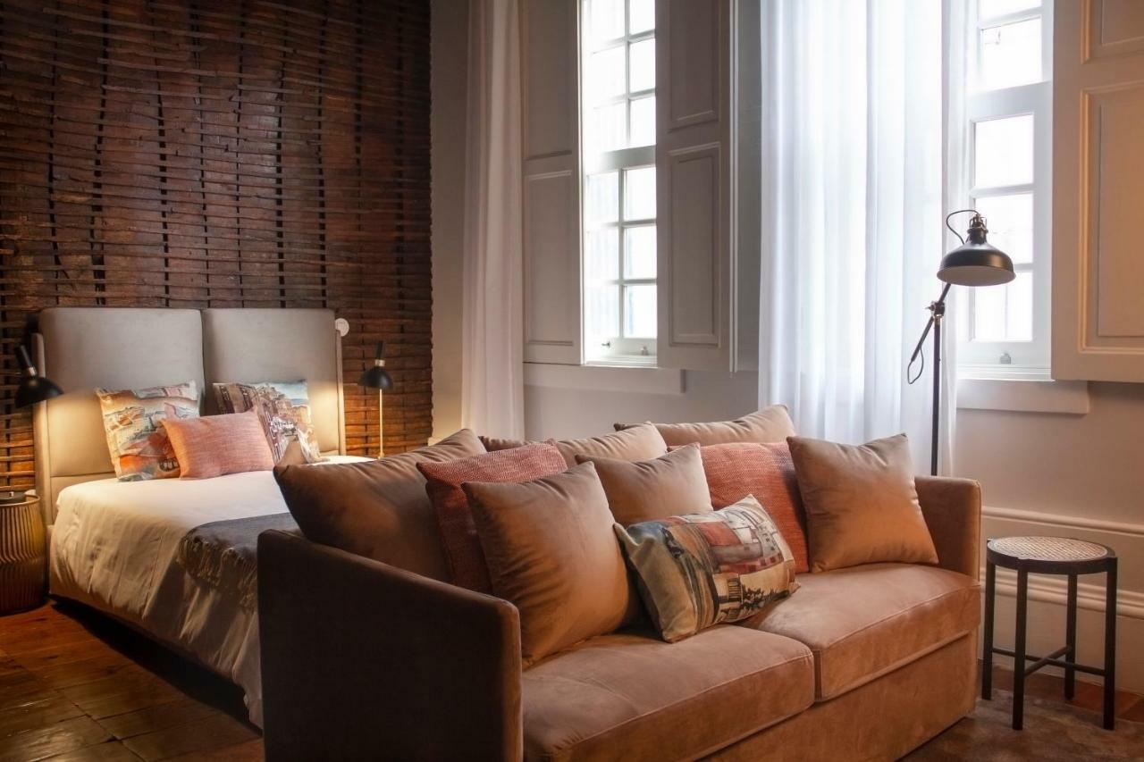 Bateira's Apartment