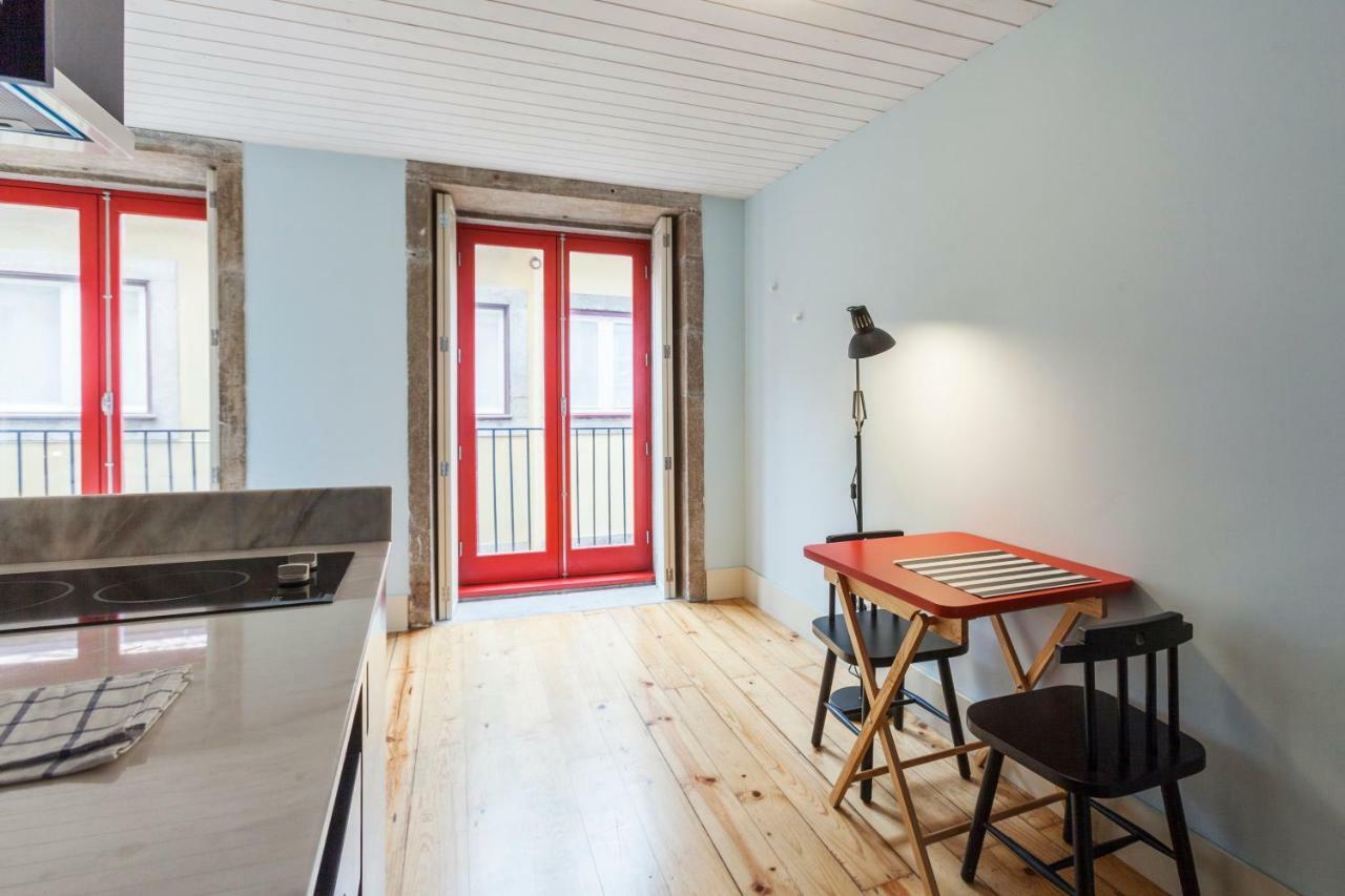 Victoria Apartment *