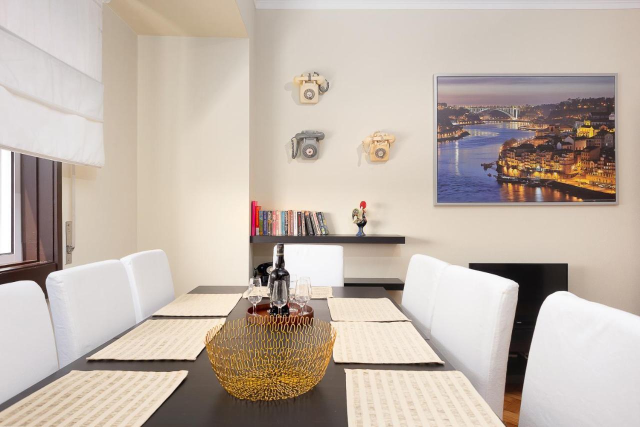 Big Families & Groups Bonjardim Views 5 Bedrooms 3 Bathrooms *