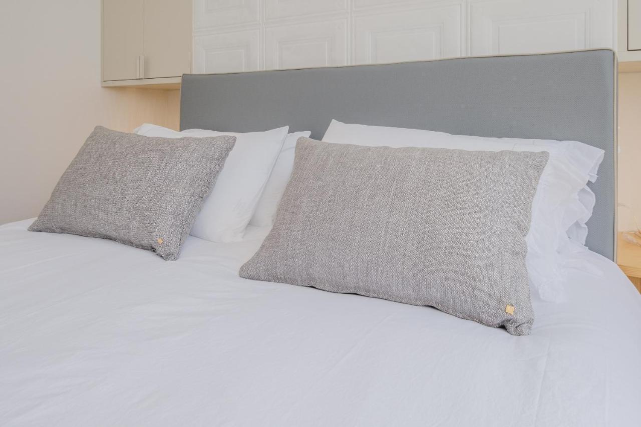 Boutique Rentals-kihara's Ribeira With Great Views Apartment