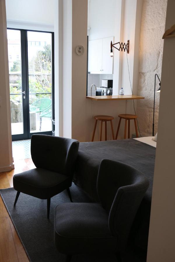 Invite - City Center - Bonjardim Apartment