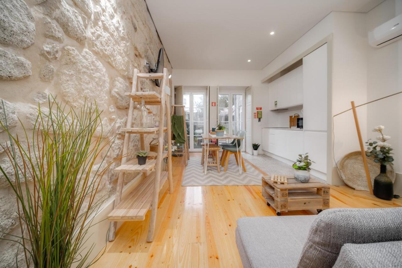 Nomad's Bonjardim Flats Apartment