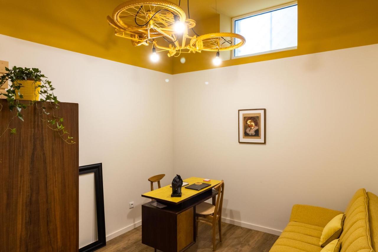 Aduquesa - Bed & Breakfast Porto