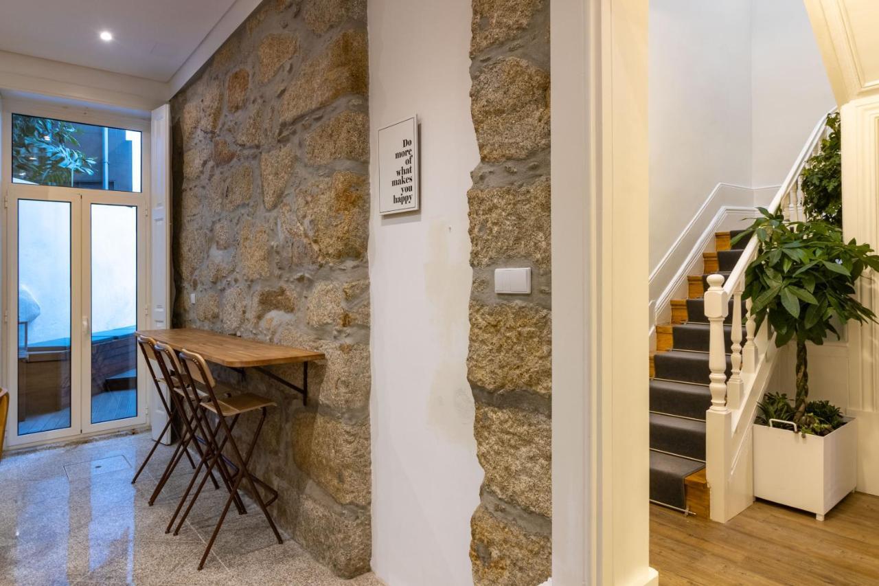 Aduquesa - Bed & Breakfast Porto