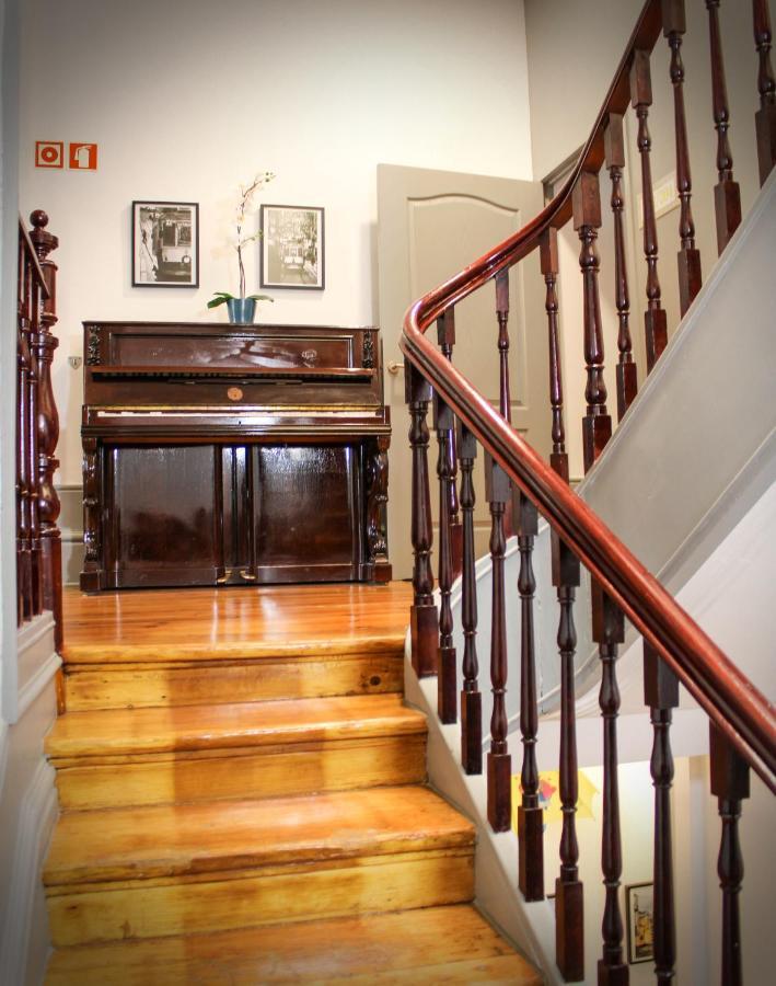By Doors Hostel Porto