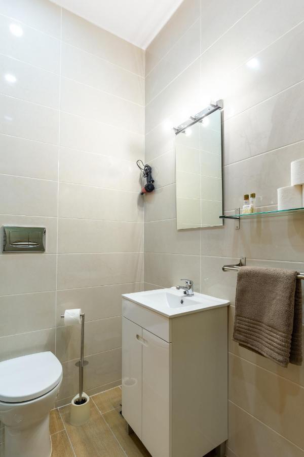 Apartment Yellow Tiles By Pcale