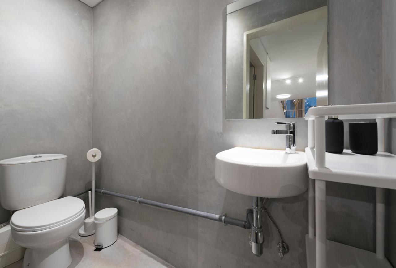 Lovelystay - Hidden & Quiet Duplex Next To Sao Bento Station