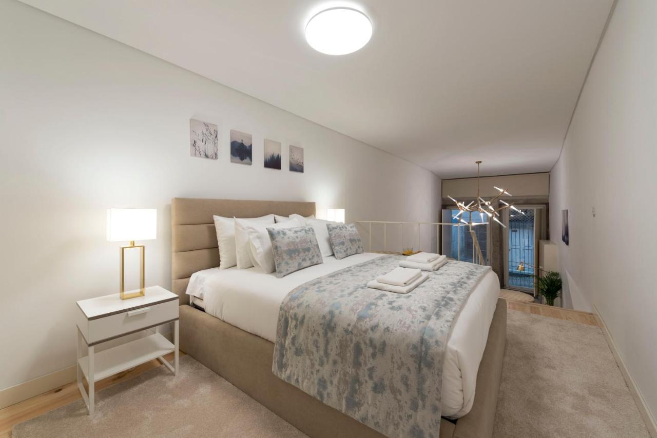 Lovelystay - Hidden & Quiet Duplex Next To Sao Bento Station *